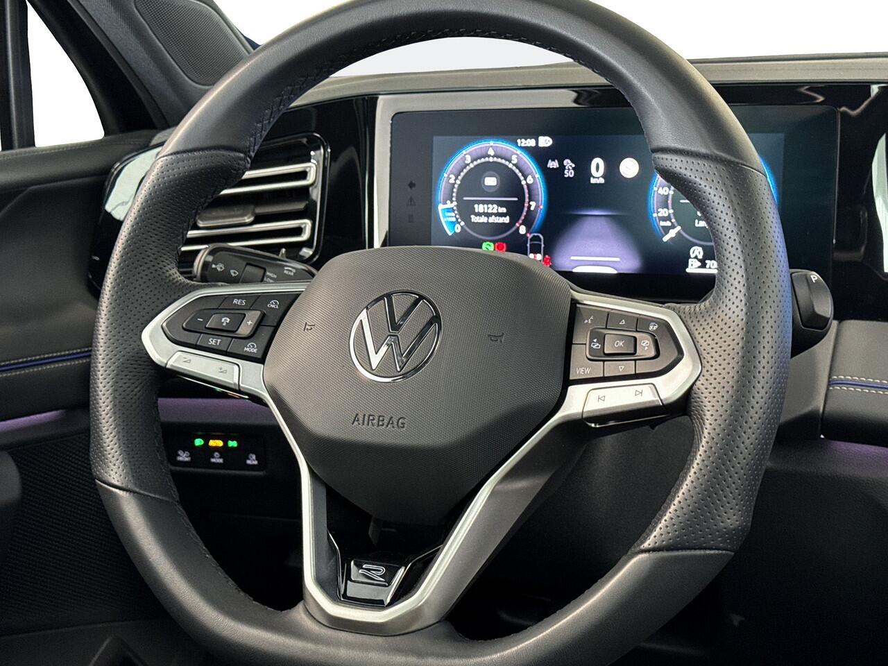 Volkswagen TIGUAN 1.5 eTSI 150pk R-Line Edition Velgen 'York', 20 inch | Adaptive Cruise Control | Panoramaschuif-kanteldak