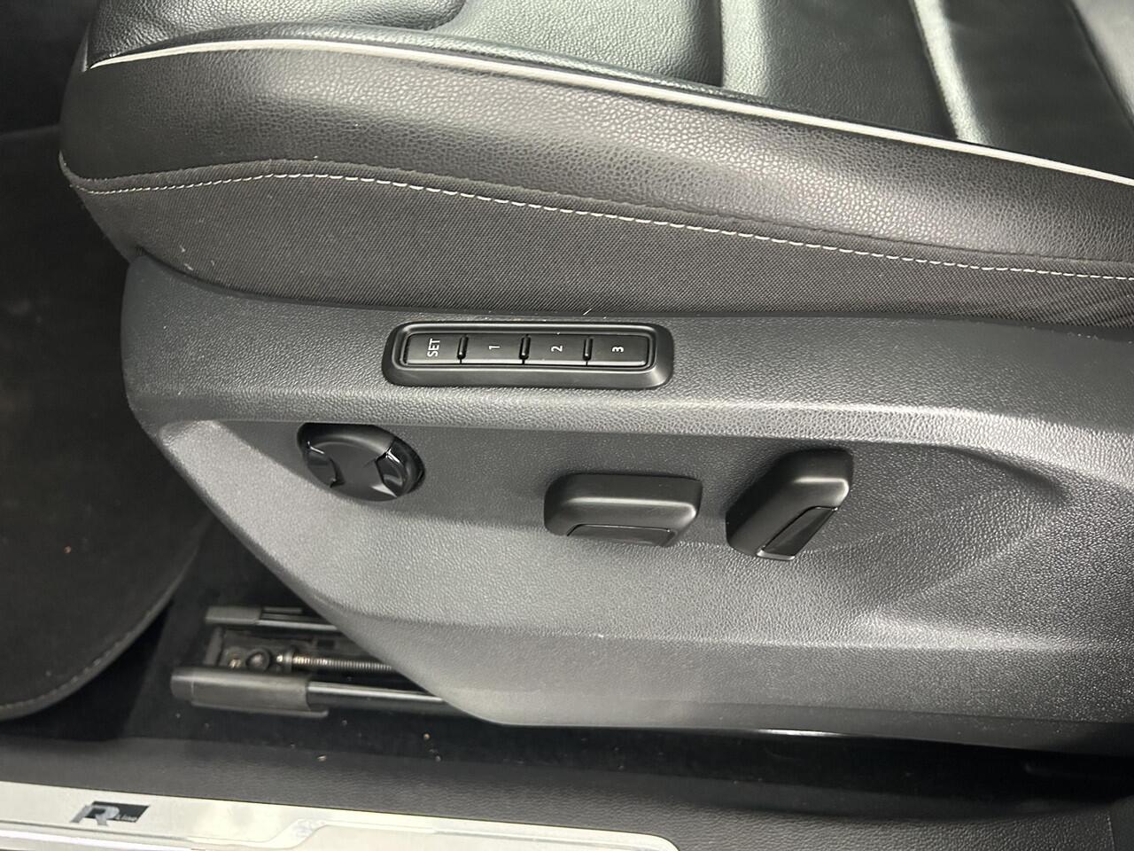 Volkswagen TIGUAN Allspace 2.0 TSI 190pk 4Motion 2x R-Line Trekhaak Camera Keyless Leder Memory Led Panoramadak Virtual Cockpit Navigatie