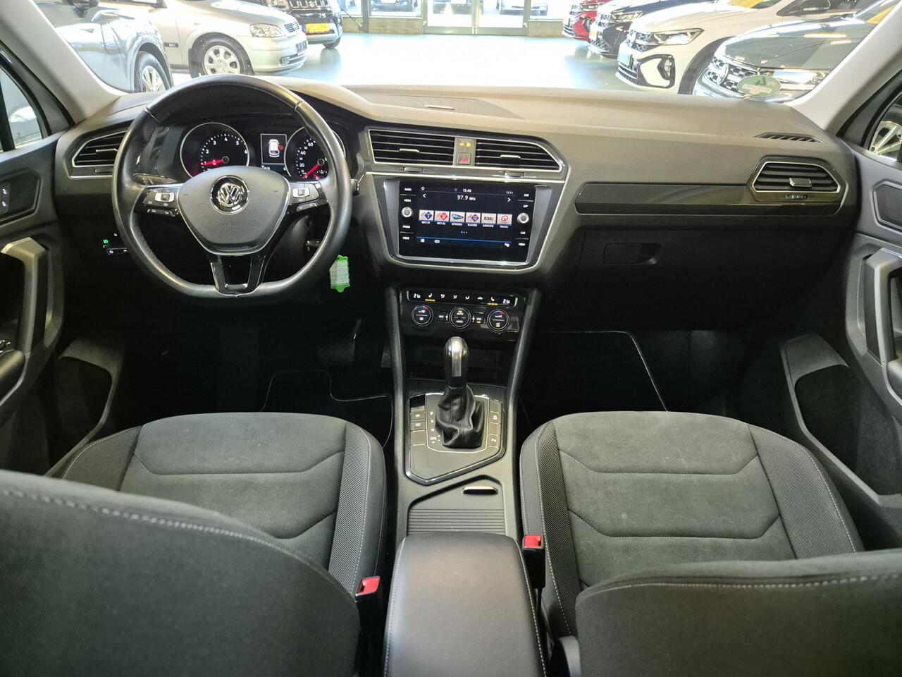 Volkswagen TIGUAN 1.5 TSI ACT Highline -150pk- Automaat | Navi | App Connect | Stoelverwarming | Rijklaarprijs incl. 1 jaar Bovag garantie