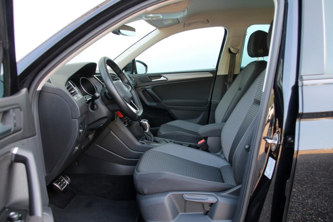 Volkswagen TIGUAN 1.5 TSI DSG Active - 150 pk **Camera / ACC / Led / Carplay