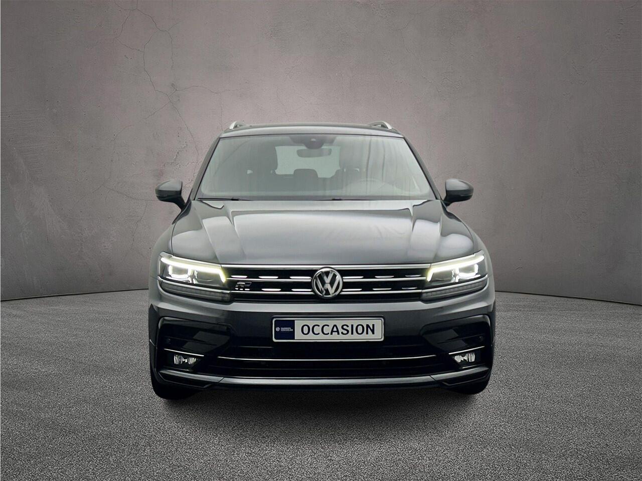 Volkswagen TIGUAN 1.5 TSI ACT Highline Business R 150pk DSG Automaat, Panoramadak, Trekhaak, Stoelverwarming, Achteruitrijcamera, Adaptive cruise control, Navigatie
