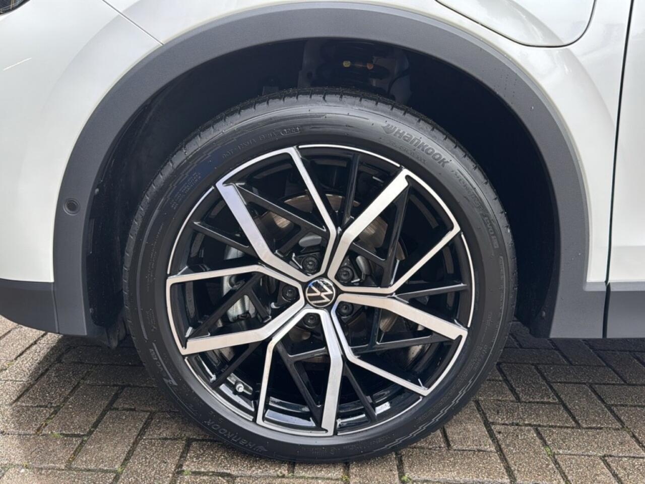 Volkswagen TIGUAN 1.5 TSI E-HYBRID ELEGANCE PANO-DAK/TREKHAAK/CAMERA/NAVI/ACC/STOELVERW