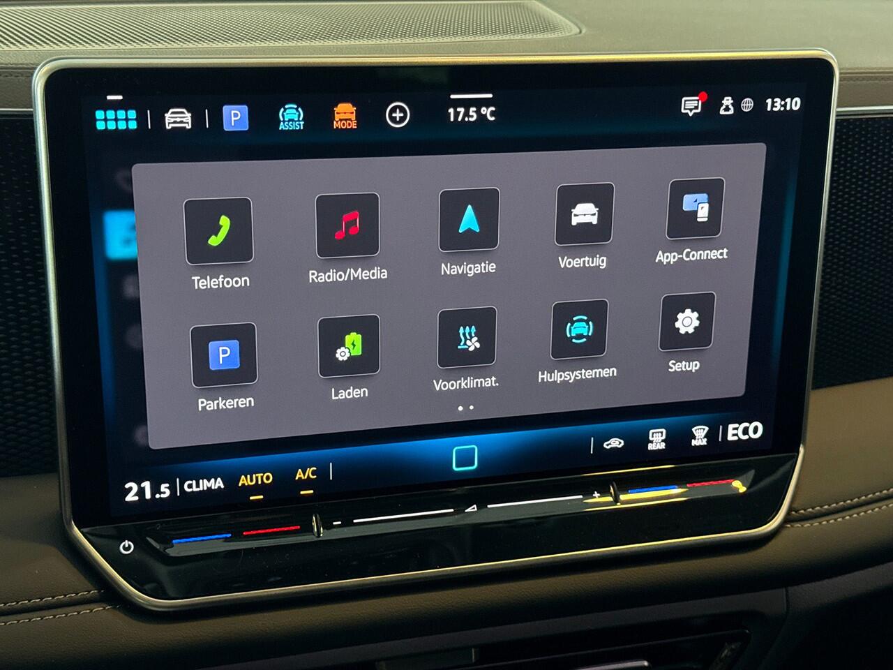 Volkswagen TIGUAN 1.5 204pk eHybrid Life Edition Adaptive Cruise Control / Achteruitrijcamera / 18 inch velgen