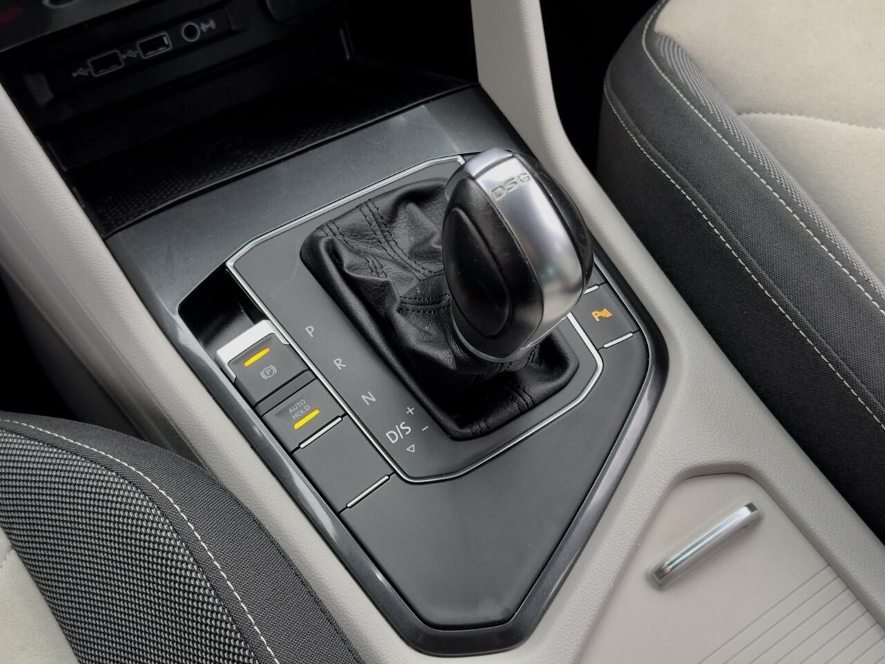 Volkswagen TIGUAN 1.5 TSI ACTIE! BETAAL NU 50% 14950 DE REST IN 2JR RENTEVRIJ FINANCIEREN