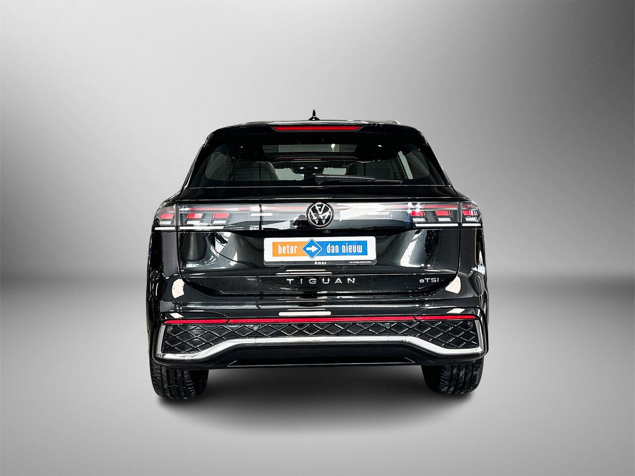 Volkswagen TIGUAN 1.5 eTSI 150pk R-Line Edition Velgen 'York', 20 inch | Adaptive Cruise Control | Panoramaschuif-kanteldak