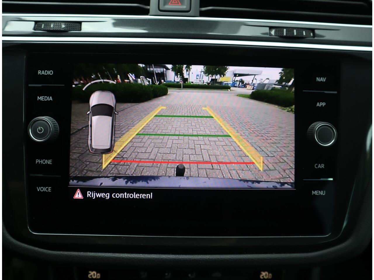 Volkswagen TIGUAN 1.5 TSI Comfortline Business