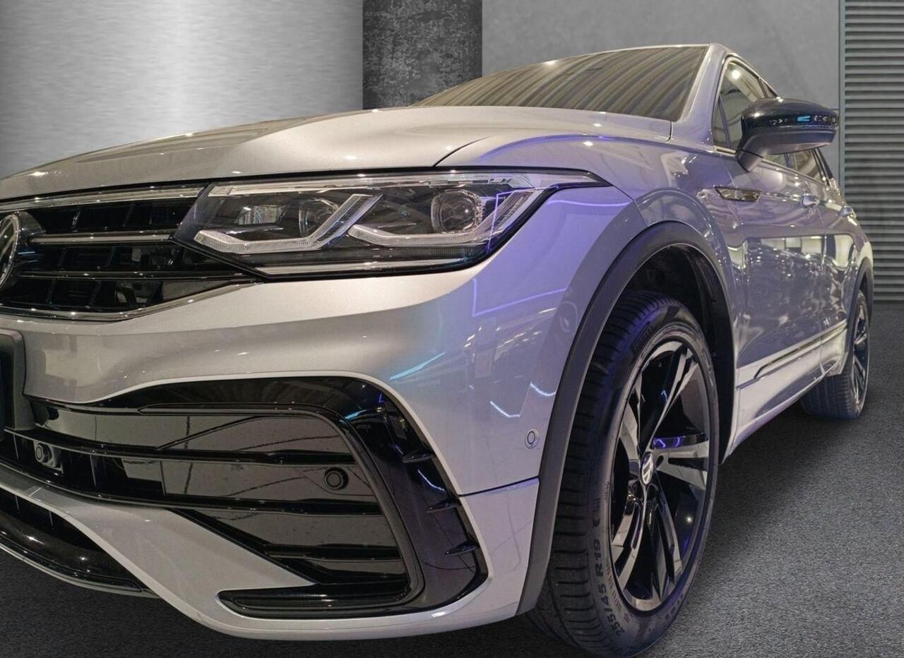 Volkswagen TIGUAN Allspace 2.0 TDI 200PK 4Motion R-Line ACC PANORAMADAK 360 CAMERA TREKHAAK