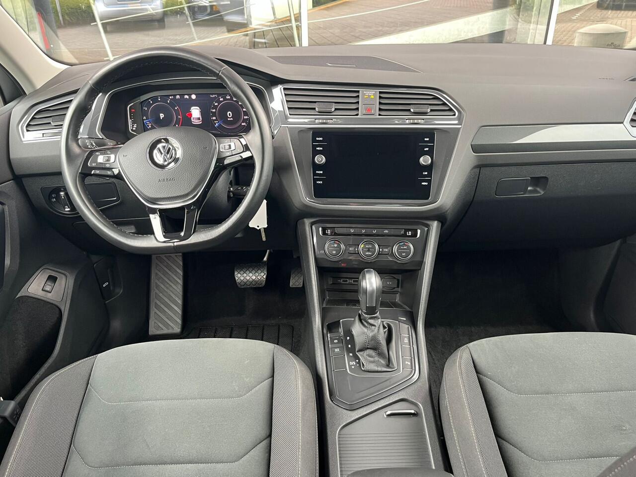 Volkswagen TIGUAN 1.5 TSI ACT Highline | Navigatie | Adaptieve Cruise Control | Climate Control |