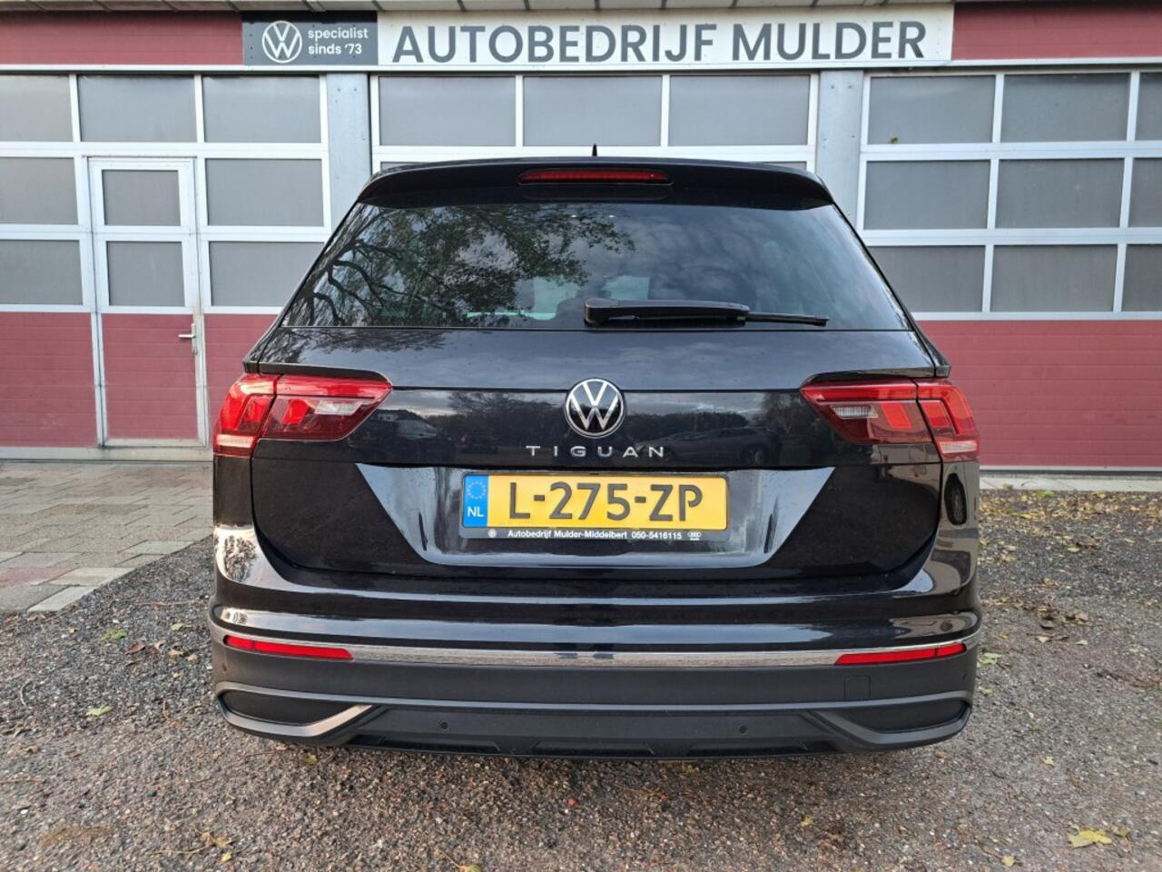 Volkswagen TIGUAN 1.5 TSI 130 Pk Highline Bs Alcantara Ecc Nav. Apple Carplay 6 Bak