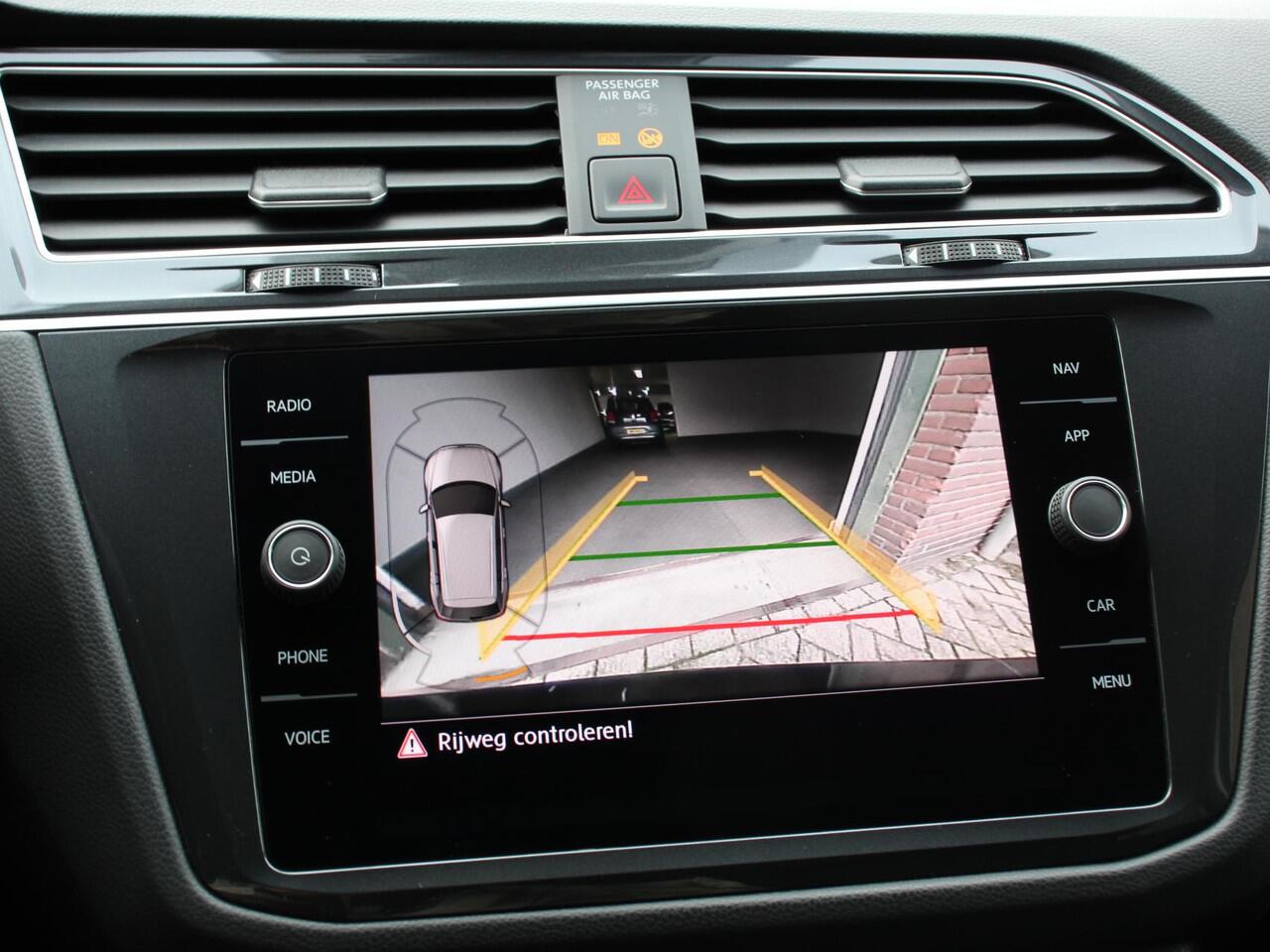 Volkswagen TIGUAN 1.5 TSI 150pk DSG Comfortline | Navigatie | Apple Carplay/Android Auto | Climate Control | Electrische achterklep | Digitale Cockpit
