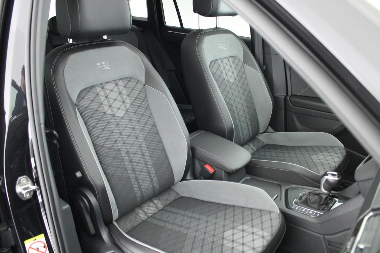 Volkswagen TIGUAN 1.4 TSI 245pk eHybrid R-Line Business+ Black Style Panoramadak Trekhaak Stoelverwarming