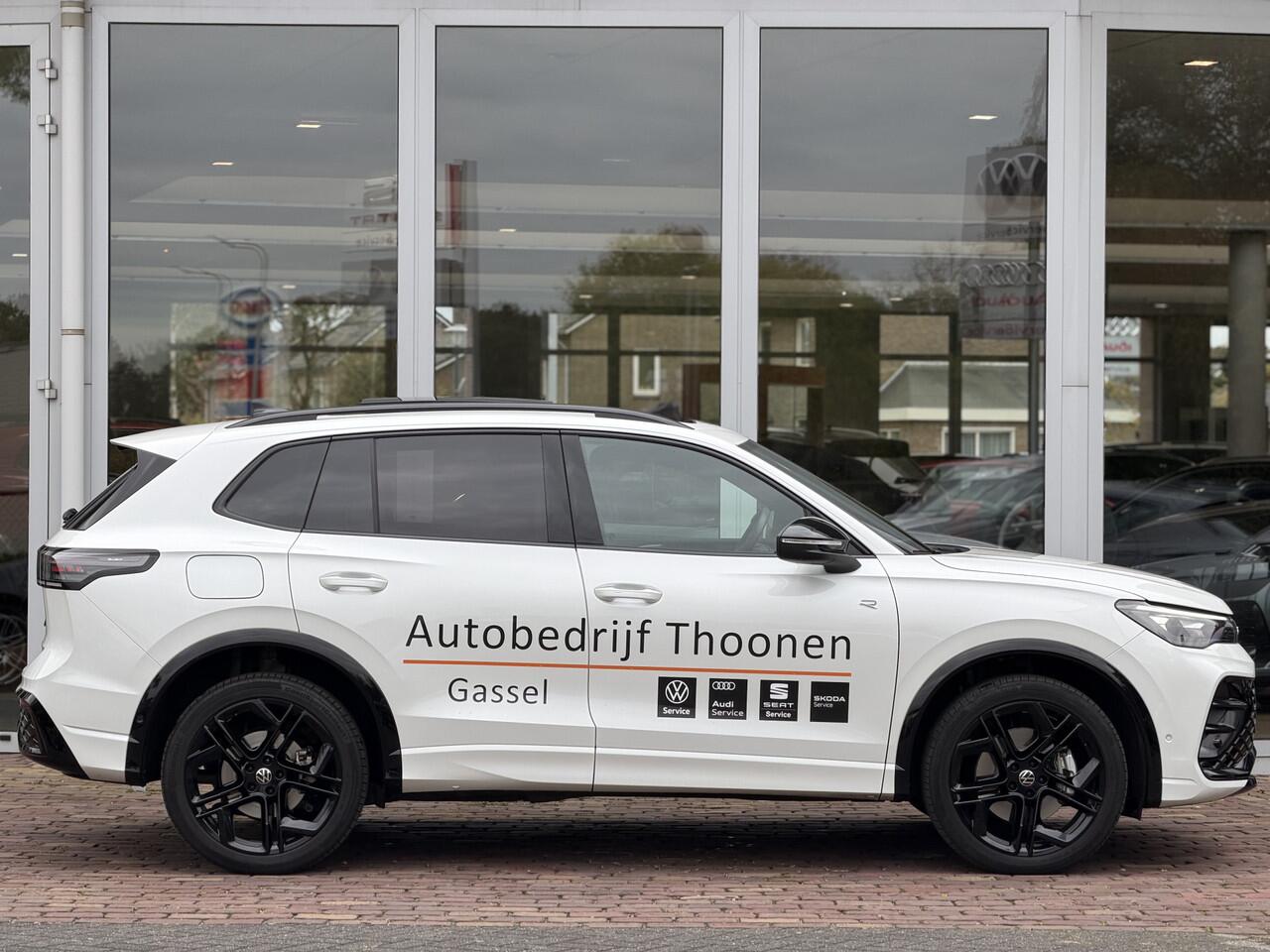 Volkswagen TIGUAN 1.5 eHybrid R-Line Business Trekhaak | 360° camera | Pano