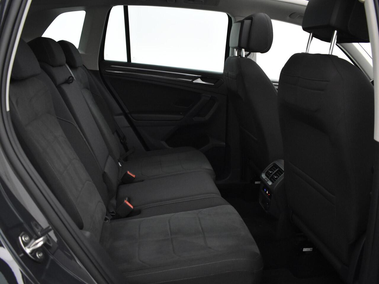 Volkswagen TIGUAN 1.4 TSI 245pk PHEV DSG eHybrid Elegance · Panoramadak · Camera · Apple/Android Car Play · Elek. Trekhaak · Elek. Achterklep · 18'' Inch ·