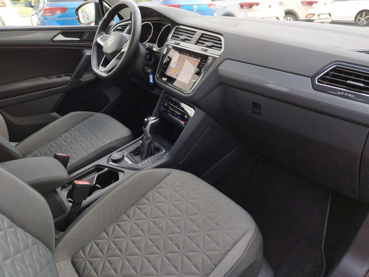 Volkswagen TIGUAN 2.0 TDI 4Motion 150 PK DSG ACC LED Navi Stoelverwarming 18 Inch