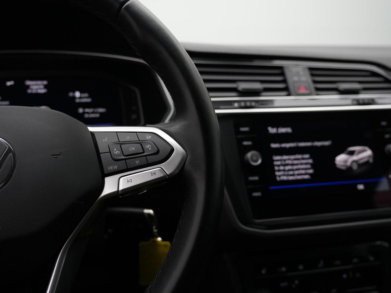 Volkswagen TIGUAN 1.5 TSI 150 pk DSG Elegance | Achteruitrijcamera | Stuur-/stoelverwarming | Navigatie | Adaptive Cruise