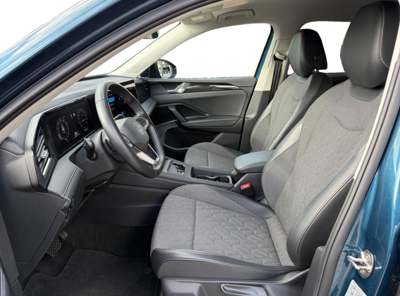 Volkswagen TIGUAN 1.5 eTSI Life Edition I Carplay I Camera I Keyless