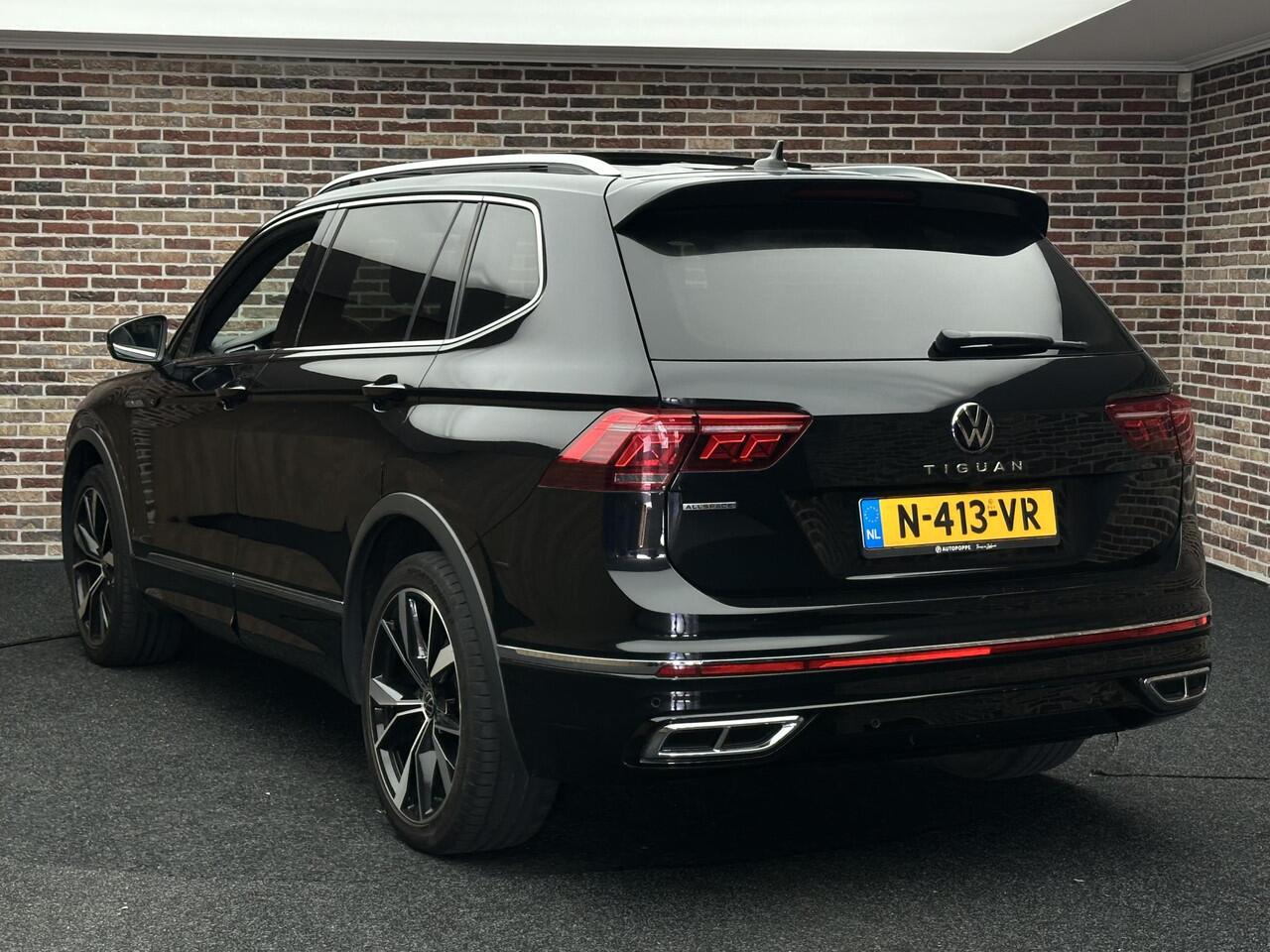 Volkswagen TIGUAN Allspace 1.5 TSI R-Line 7-PERSOONS 7P IQ HEADUP PANORAMA 3X R