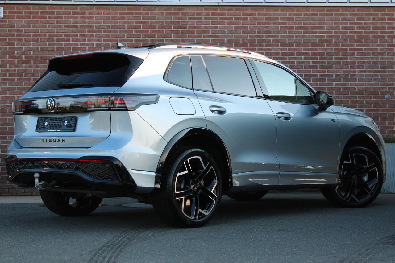 Volkswagen TIGUAN 1.5 eHybrid 272PK R-Line Edition |PANO-DAK|TREKHAAK|BLACK-STYLE|ACC|IQ.LIGHTS|