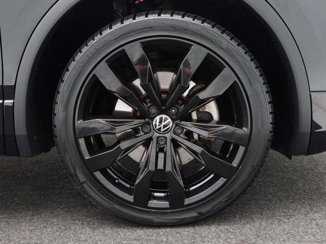 Volkswagen TIGUAN 1.4 TSi 245 Pk Automaat eHybrid R-Line Business+ | Black Style | Matrix LED | Elektrische Achterklep | Camera | Adaptive Cruise | Sensoren | 20 Inch