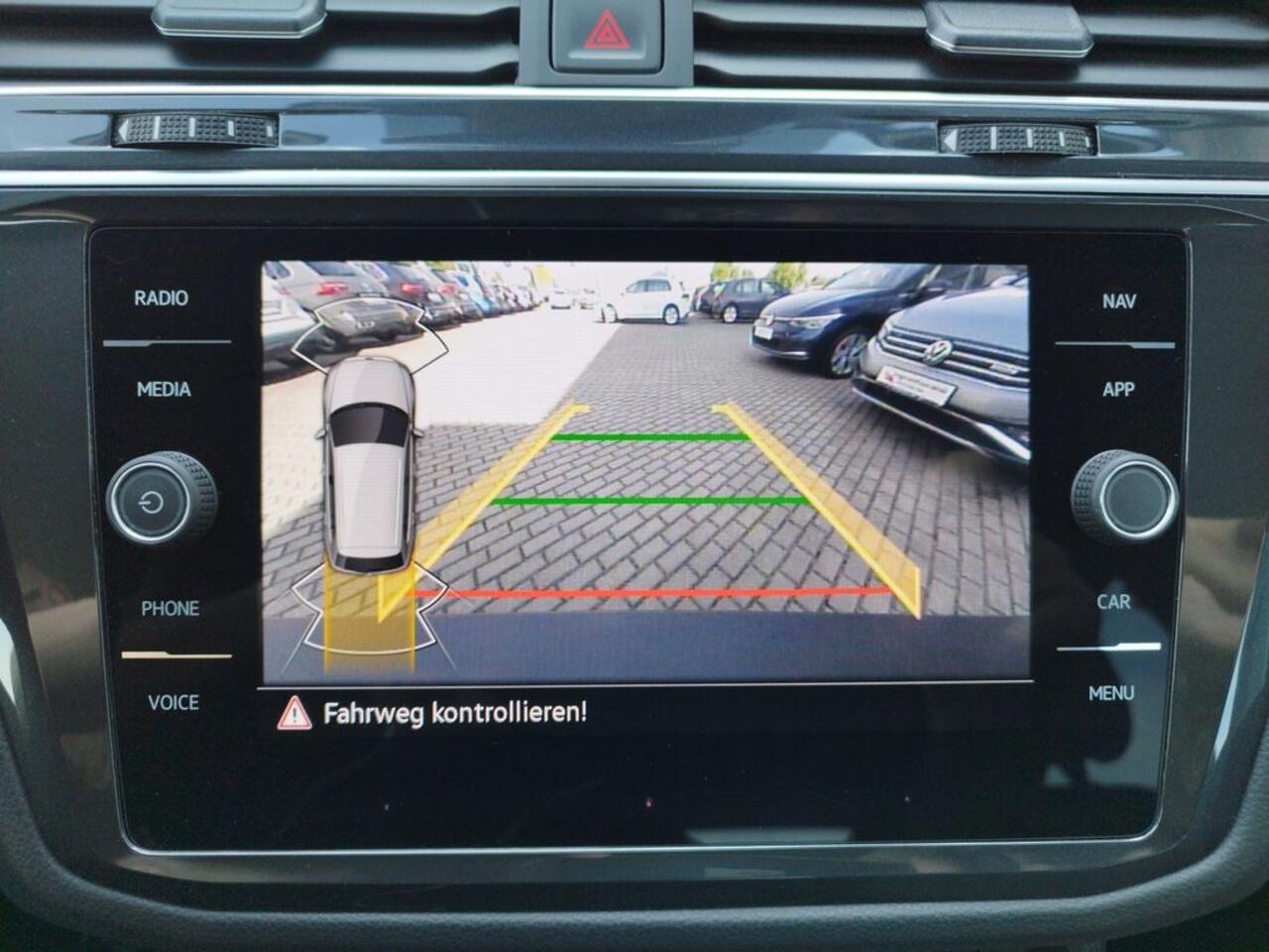 Volkswagen TIGUAN 2.0 TDI 4Motion 150 PK DSG ACC LED Navi Stoelverwarming 18 Inch