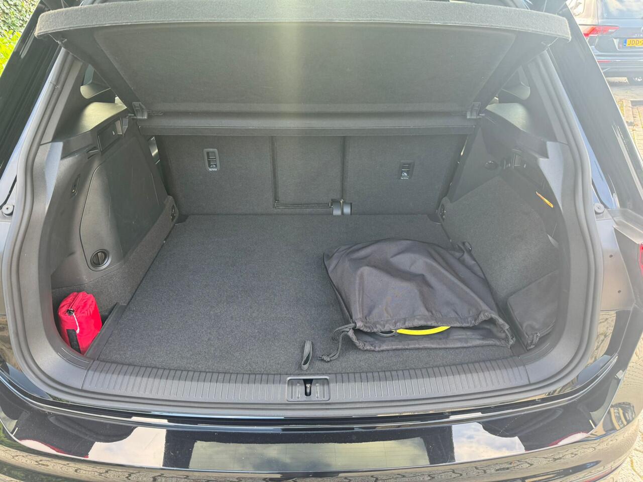 Volkswagen TIGUAN 1.4 TSI eHybrid R-Line trekhaak, virtual cockpit, cruise, navi