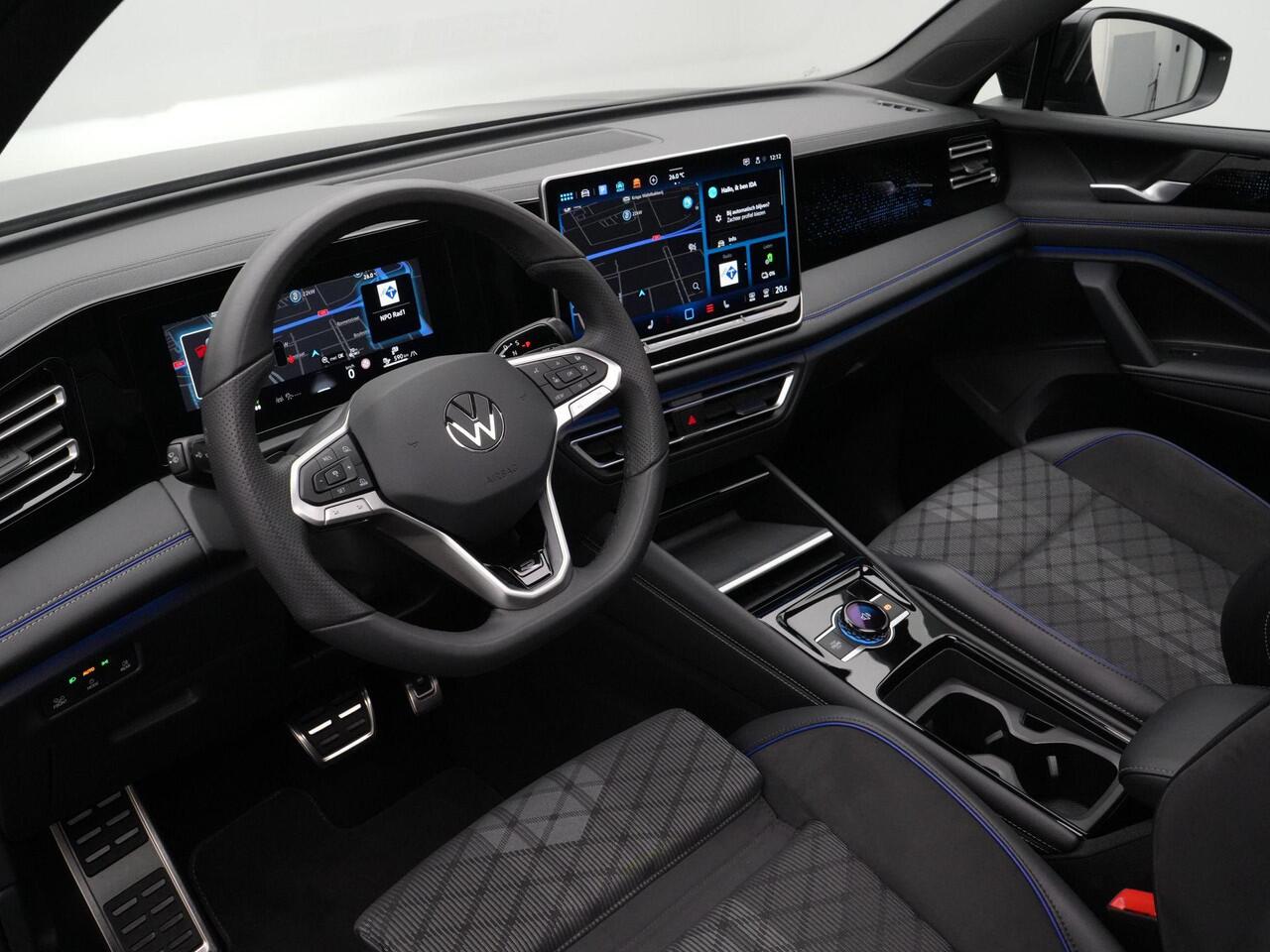 Volkswagen TIGUAN 1.5 eHybrid 272 pk PHEV R-Line Edition | Panoramadak | R Line | Navigatie | Side Assist | 20 inch LM Velgen | El Klep |