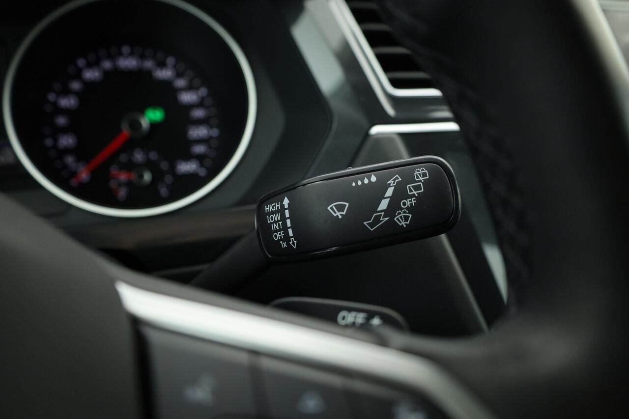 Volkswagen TIGUAN 1.5 TSI DSG 150pk ACT | Navi | Camera | Travel Assist | Stoel- Stuurverw. | Dodehoekdet.