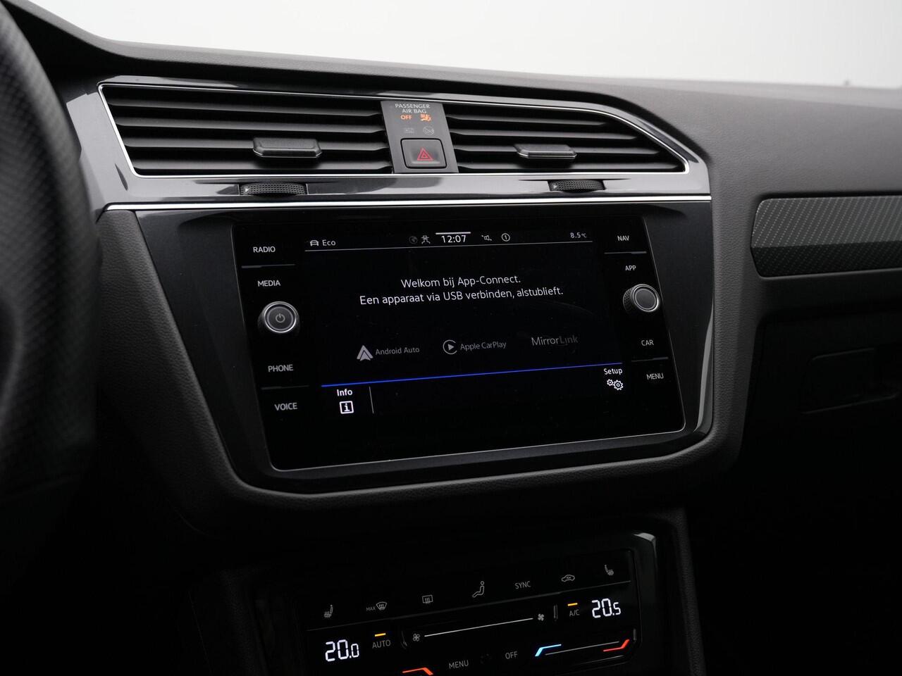 Volkswagen TIGUAN 1.4 TSI eHybrid 245 pk DSG R-Line Business | Panoramadak | Adaptief onderstel | 360 camera | Head-up display | IQ Light