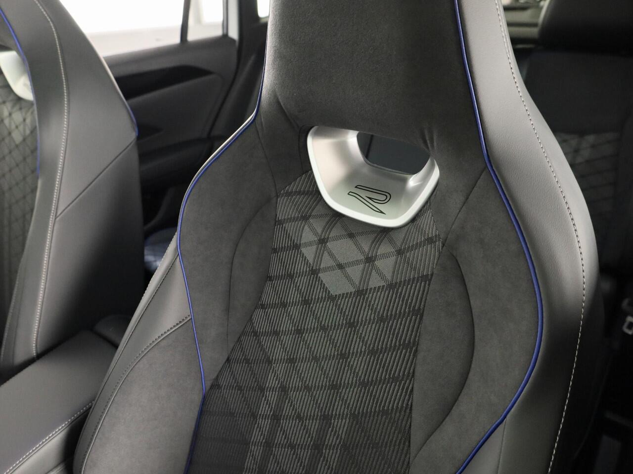 Volkswagen TIGUAN R-Line Edition 1.5 eHybrid 150 kW / 204 PK SUV 6 v