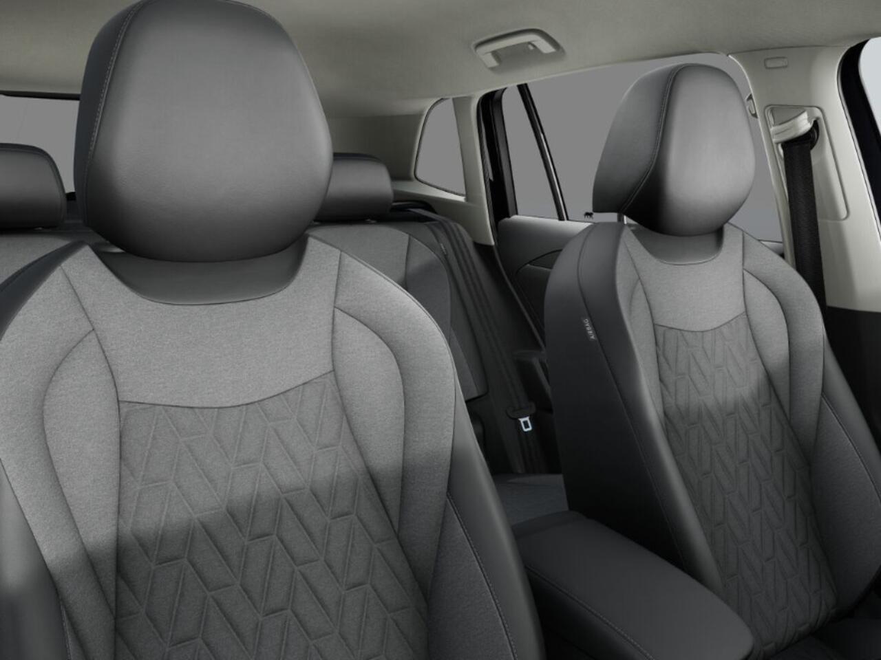 Volkswagen TIGUAN Life Edition 1.5 eHybrid 204 pk 6 versn. DSG · Comfort Pakket · Style Pakket · Trekhaak inklapbaar, met elektrische ontgrendeling, incl. aanhangermanoeuvreerhulp Trailer Assist ·