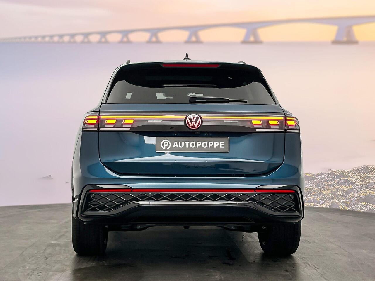 Volkswagen TIGUAN R-Line Edition Plug in Hybride 204 pk Black Style Pakket