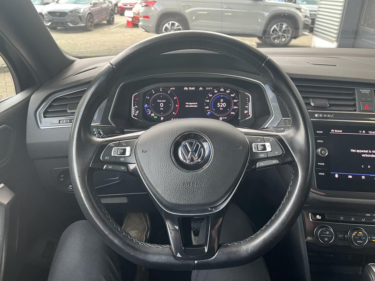 Volkswagen TIGUAN Allspace 1.5 TSI Highline Business R 7p. / R-Line Exterieur / LED / Virtual Cockpit / Elek. Zwenkbare Trekhaak / Elek Achterklep / Camera / 19" LMV