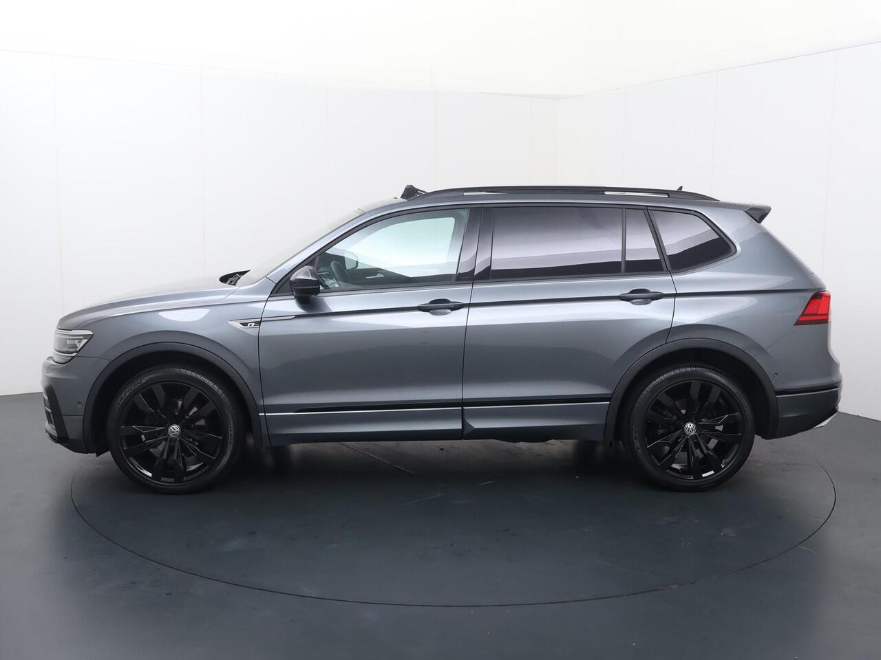 Volkswagen TIGUAN Allspace 1.5 TSI Highline Business R 7p. | 150 PK | Automaat | Panoramadak | Derde zitrij | Adaptive cruise control | 20" LM velgen |