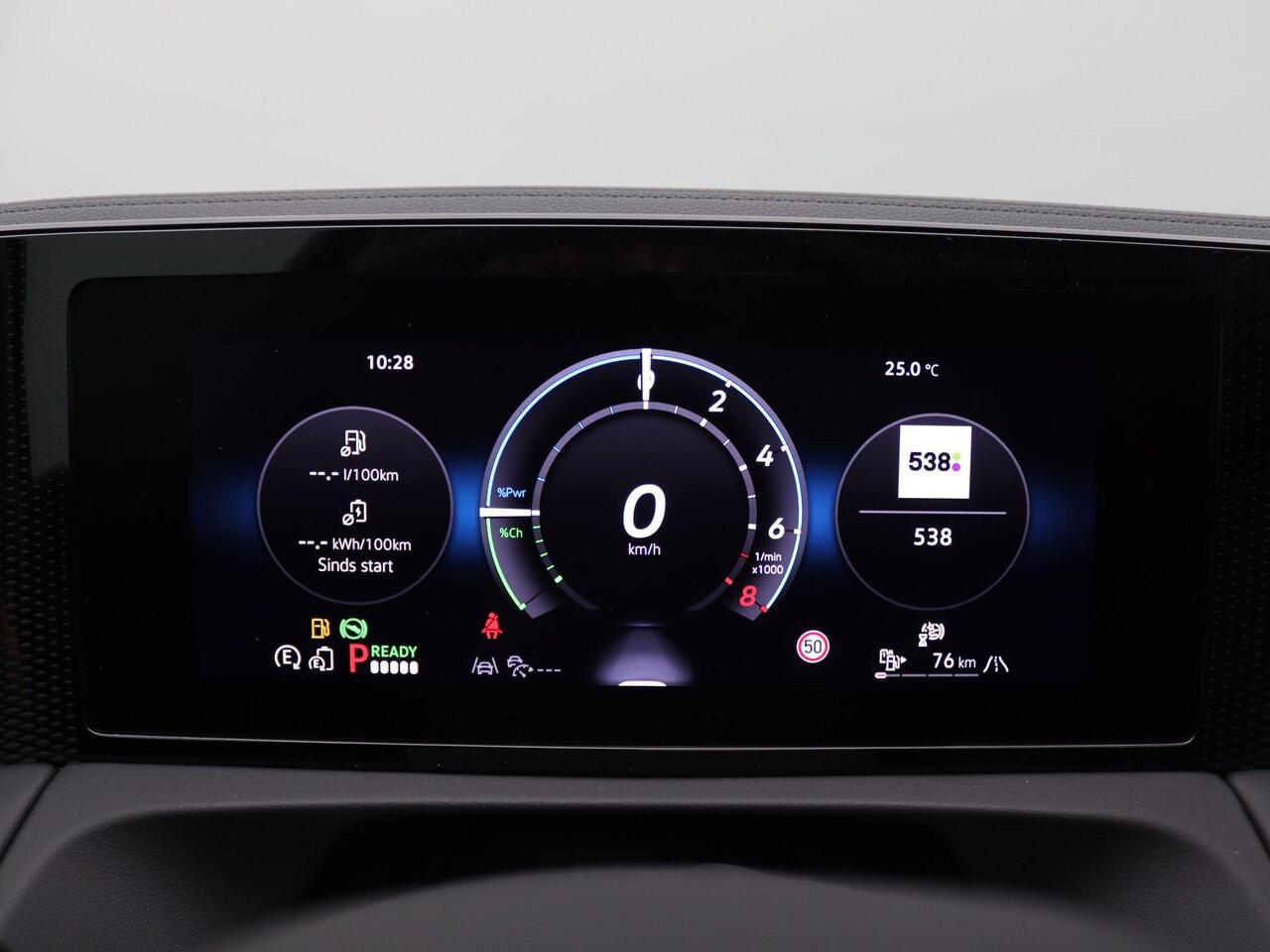 Volkswagen TIGUAN 1.5 eHybrid Life Edition 204PK DSG Pano-Schuifdak, Trekhaak, Adaptieve Cruise Controle, Achteruitrijcamera, Side Assist, Navi via Apple Carplay/Android Auto, Keyless, Stoel-Stuurverwarming, Elektr. Achterklep, 19" LM Velgen