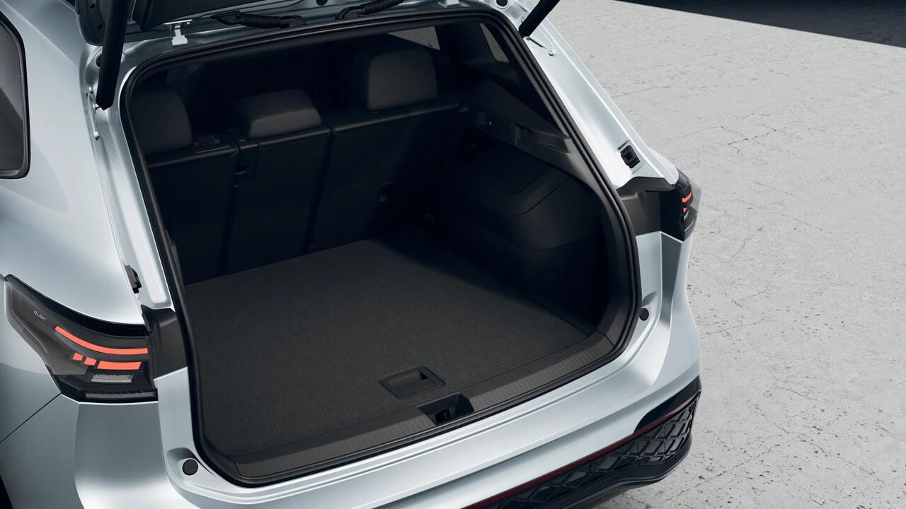 Volkswagen TIGUAN 1.5 eHybrid 204 6DSG R-Line Edition Automaat | Black Style Pakket