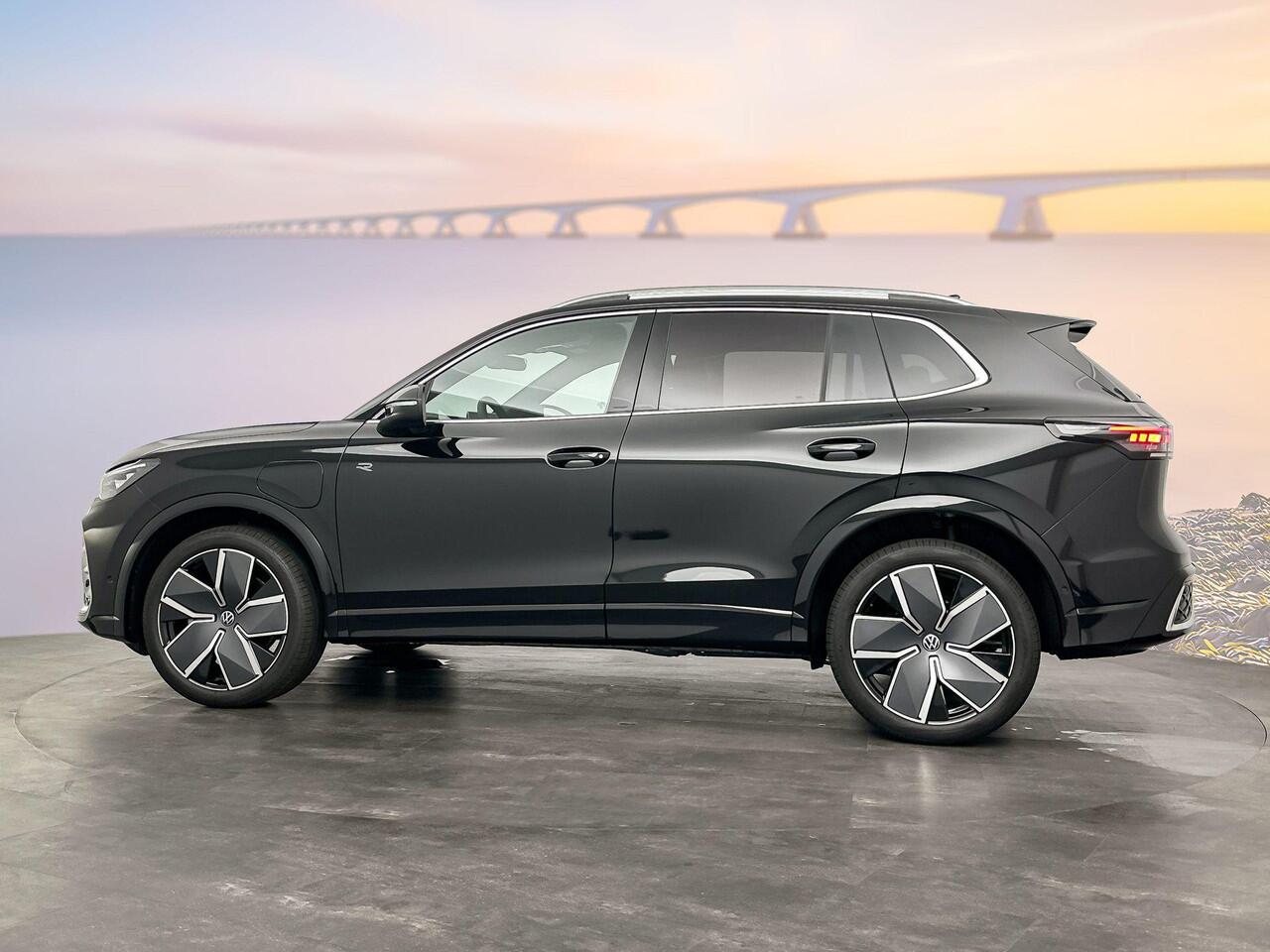 Volkswagen TIGUAN R-Line-Edition Plug in Hybride 204 pk