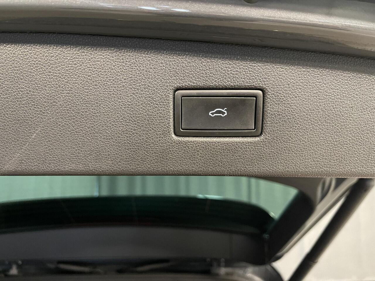 Volkswagen TIGUAN 1.4 TSI eHybrid R-Line Business+ 20"/Panoramadak/Trekhaak/Leder + memory/Elektrische klep/Dodehoek/Stuur + stoelverwarming/IQ Lights/Adaptieve cruise