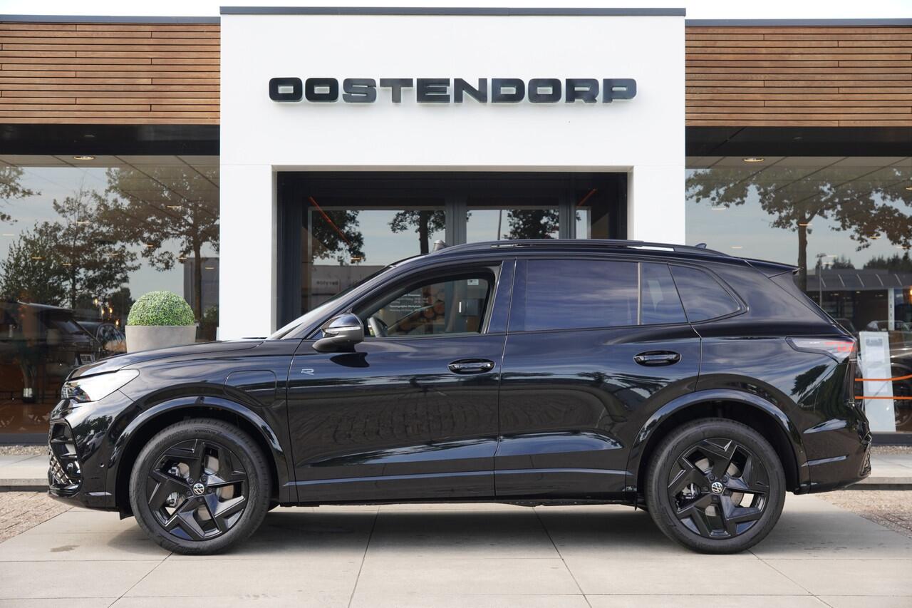 Volkswagen TIGUAN 1.5/272pk eHybrid R-Line Blackstyle|2025|Panoramadak|360°Camera|Trekhaak|19"Blackstyle|Stoelverwarming/massage|Carplay&AndroidAuto|sfeerverlichting|el.achterklep