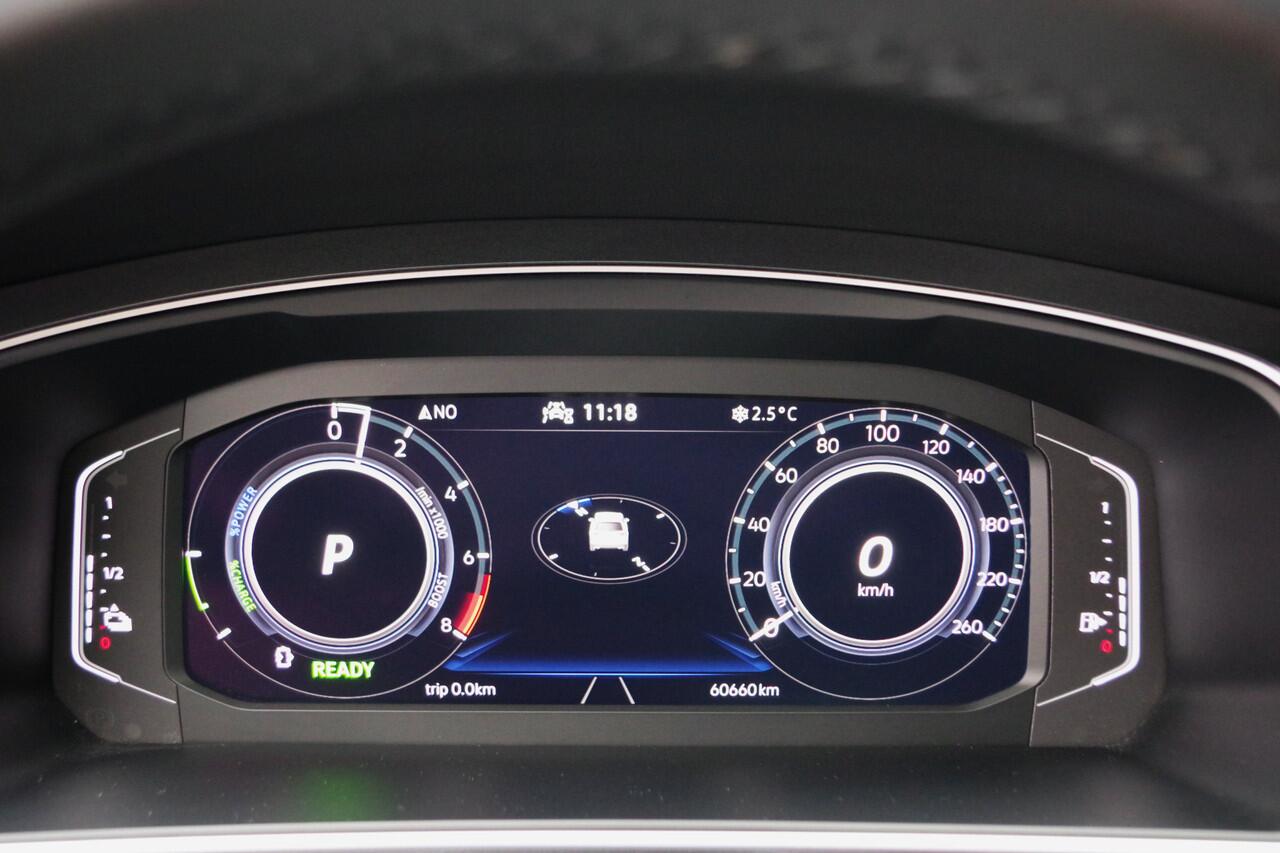 Volkswagen TIGUAN 1.4 TSI eHybrid 245 PK R-Line BNS+, Panoramadak, Leder, Matrix-LED, Adap. Cruise Control