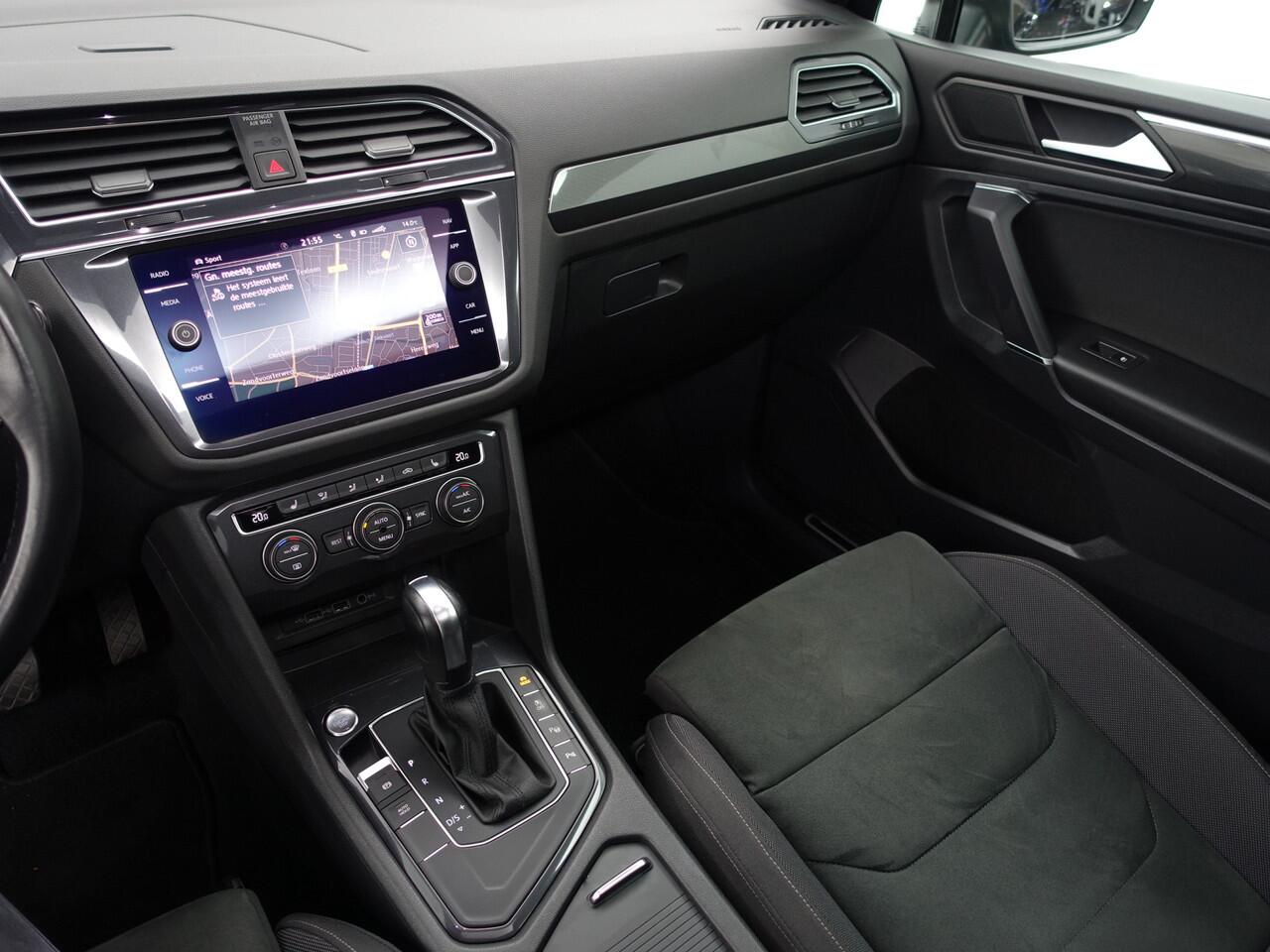 Volkswagen TIGUAN Allspace 1.5 TSI R-line+ Aut- 7 Pers, Panoramadak, Stoelmassage, Keyless, Virtual Cockpit, Park Pilot, ACC, Dynamic Select