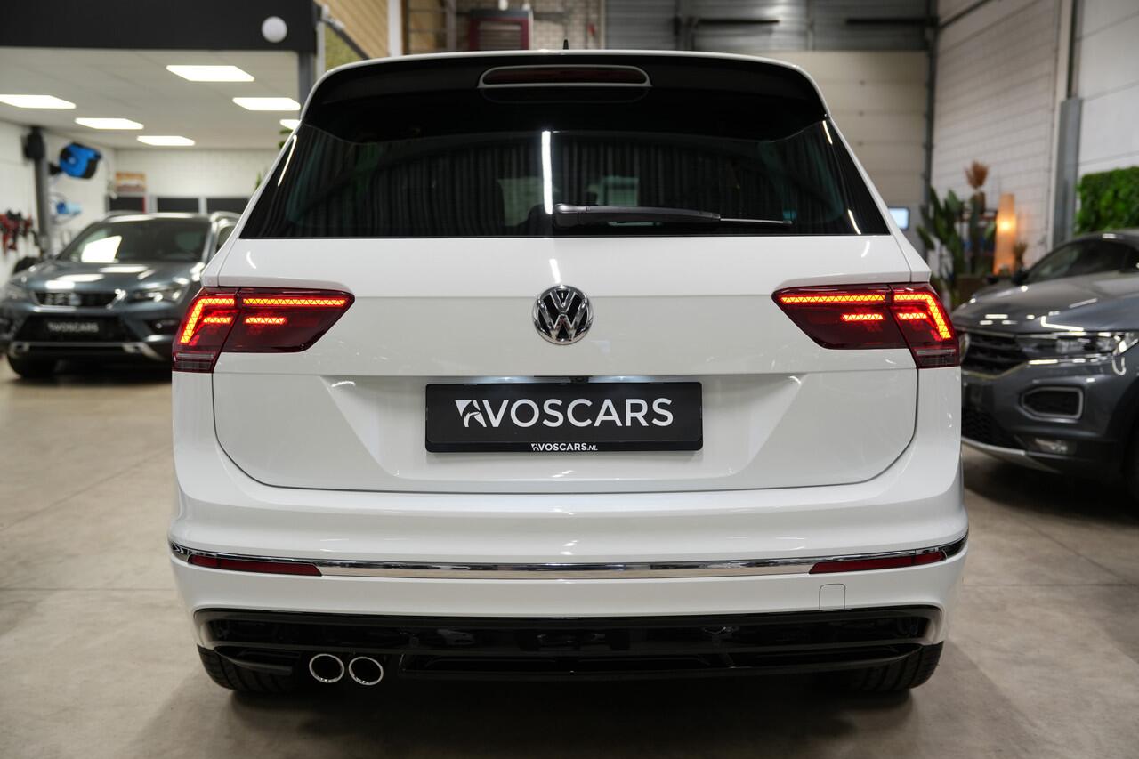 Volkswagen TIGUAN 1.5 TSI 3x R-Line * Virtual - Camera - ACC - Blind Spot - 20" - Head Up *
