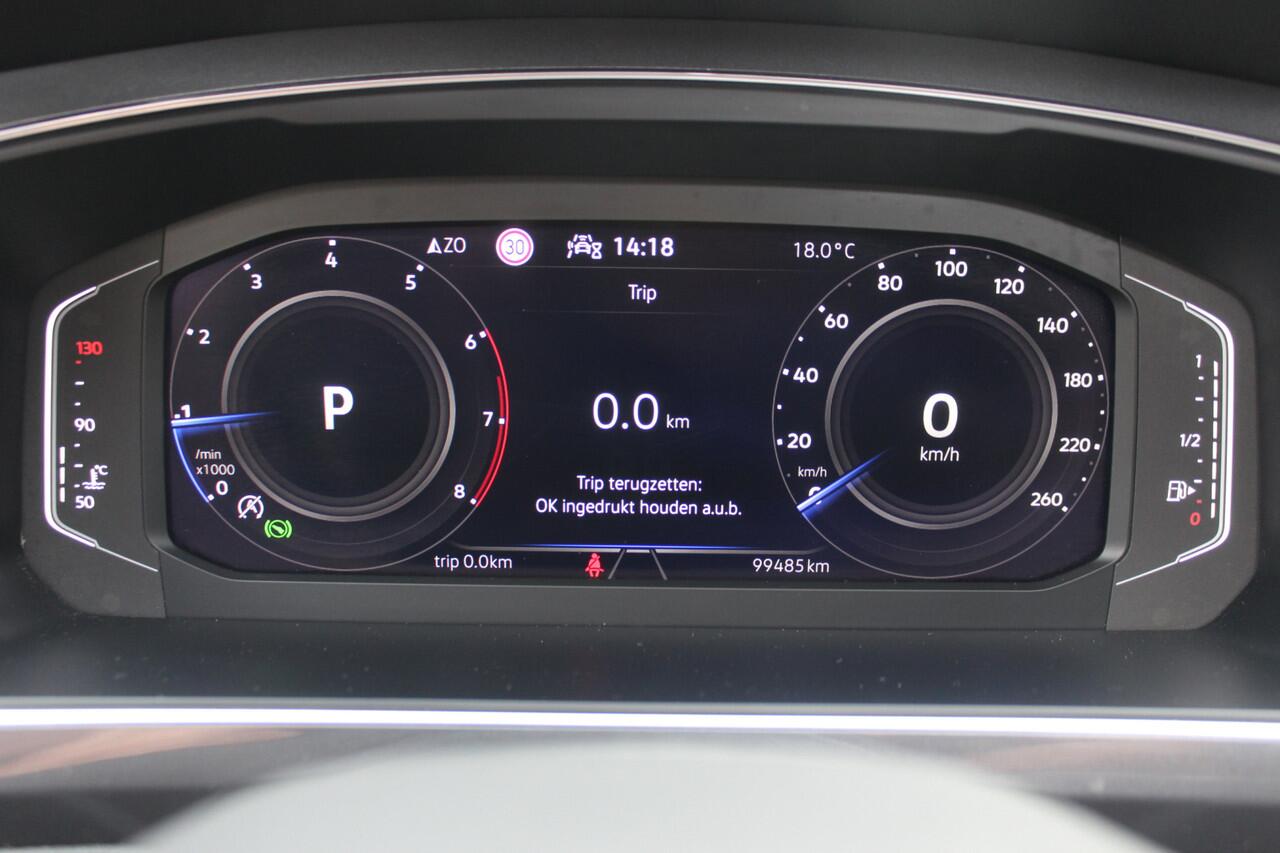Volkswagen TIGUAN Allspace 1.5 TSI Life Business - 7 PERSOONS - PANODAK - TREKHAAK - VIRT. COCKPIT -