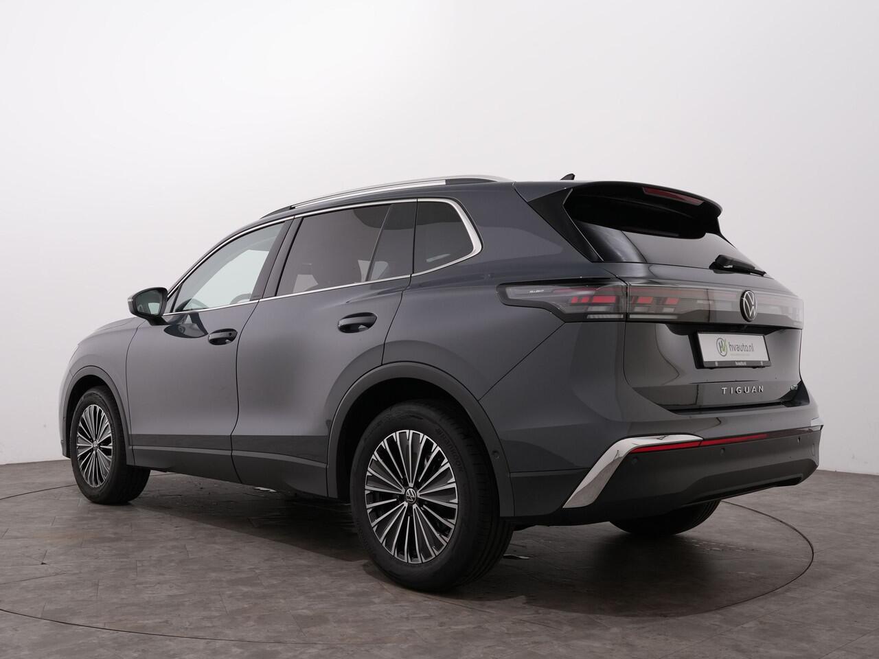 Volkswagen TIGUAN 1.5 eTSI 150PK ELEGANCE DSG7 | Navi | 360 camera | Massage