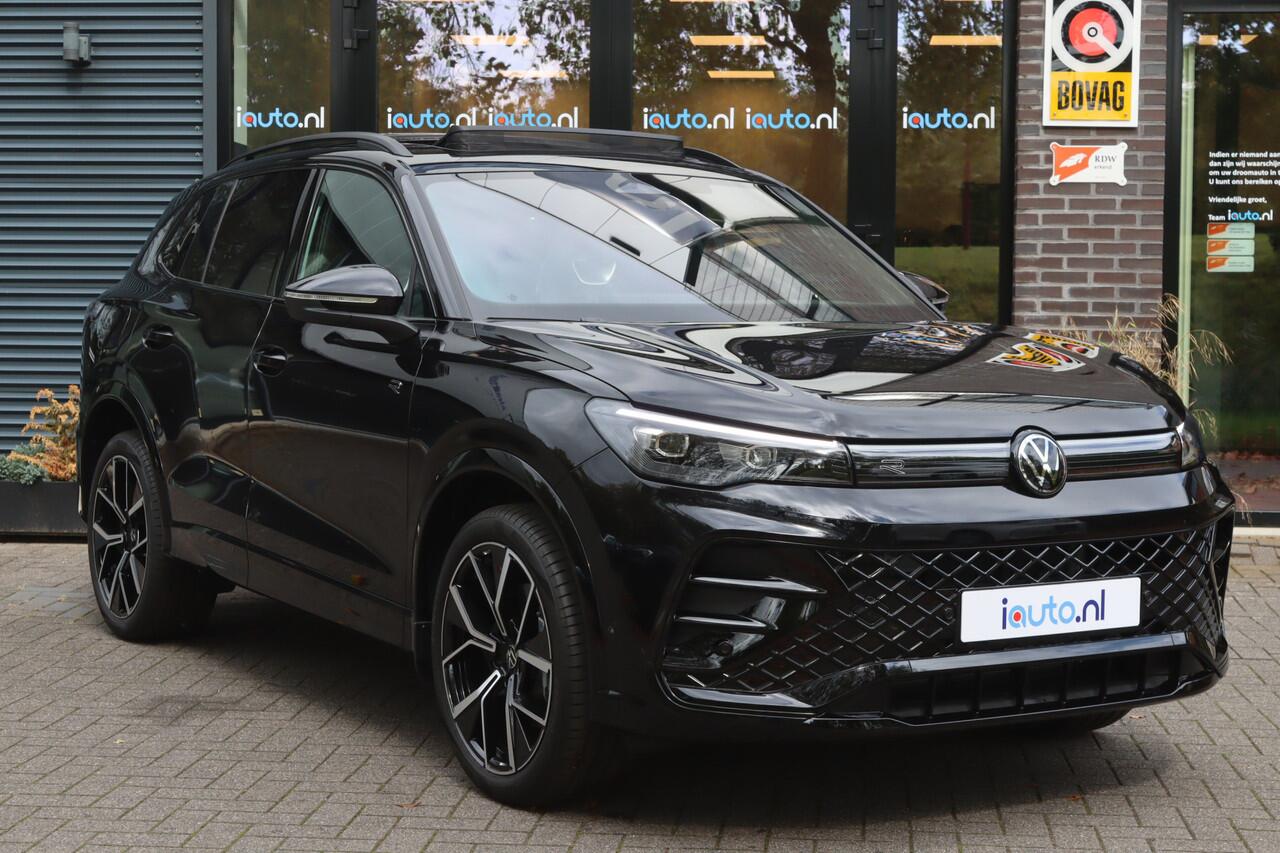 Volkswagen TIGUAN 1.5 eHybrid 272pk R-Line Edition Black Style Pano/IQ.Light/Camera/Keyless/ACC/DCC/ErgoActive/Dodehoek/20"/Trekhaak wegkl.