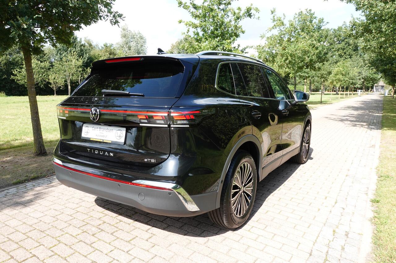 Volkswagen TIGUAN 1.5 eHybrid Elegance Business | 360° Camera | Massage | IQ.LIGHT | Adaptive Cruise Control | Stuurwiel verw. | Stoelverw. | CarPlay |