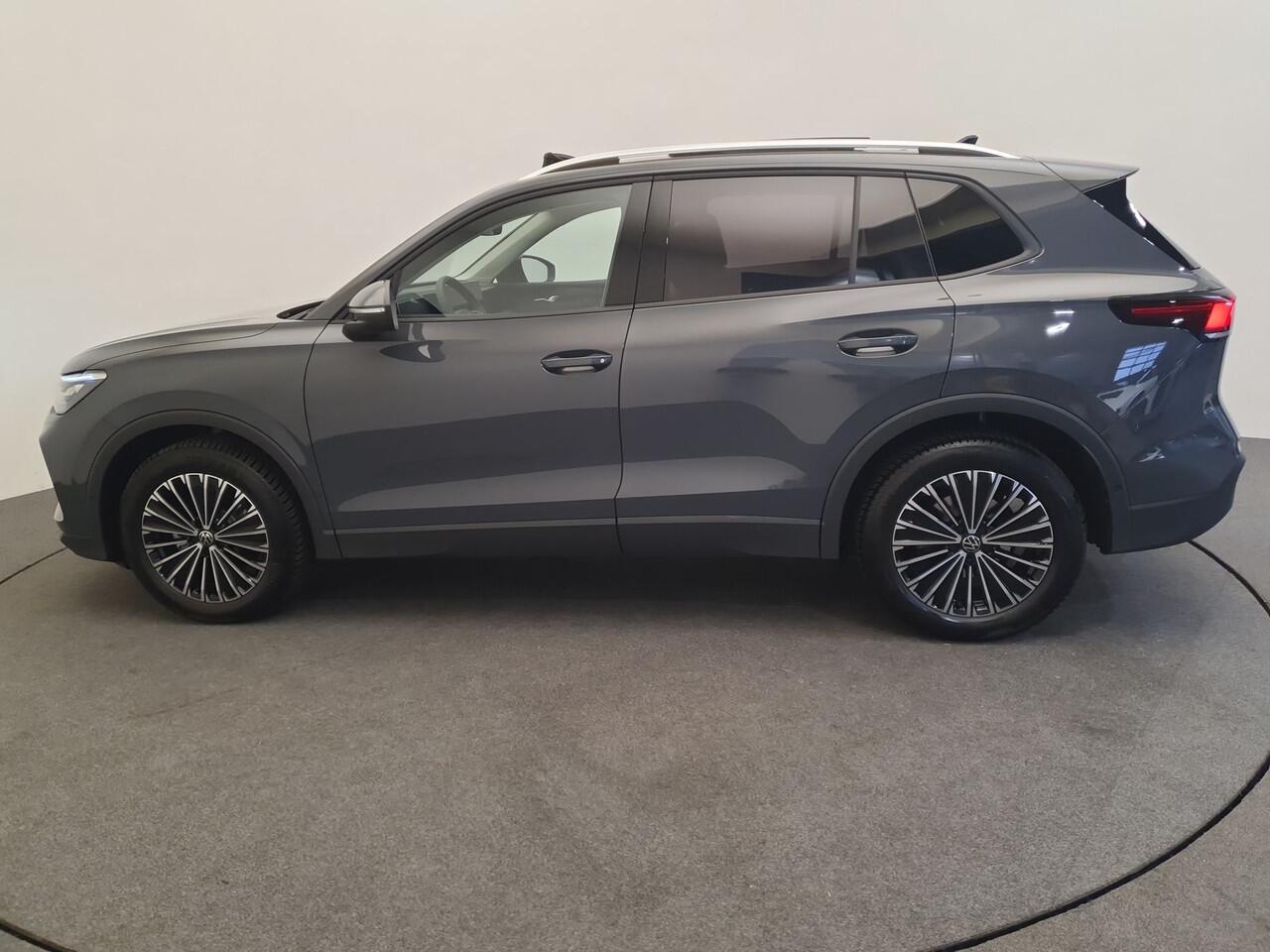 Volkswagen TIGUAN 1.5 eTSI 150pk DSG/AUT Life Wegklapbare trekhaak, Panoramadak, Keyless