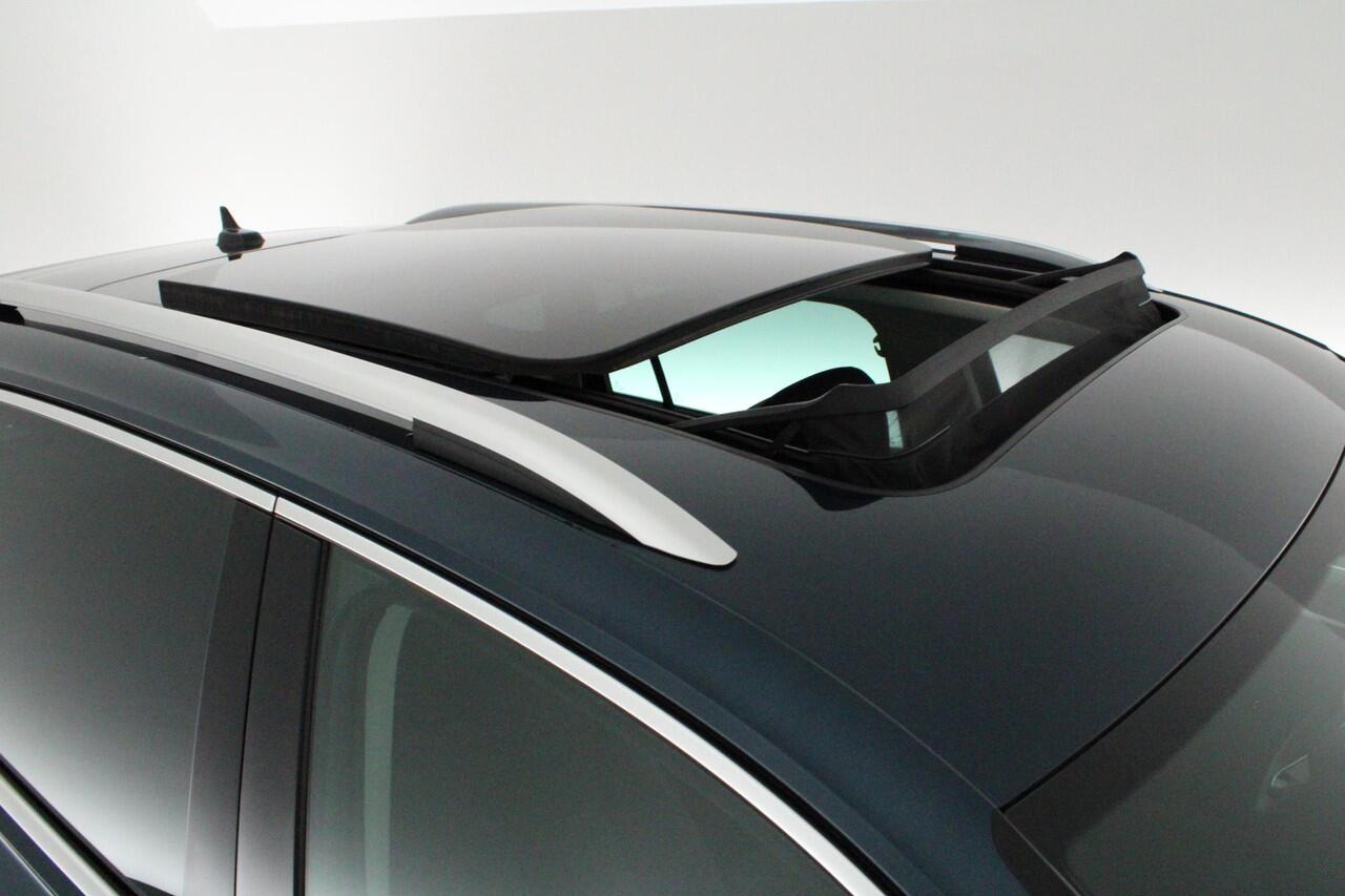 Volkswagen TIGUAN 1.4 TSI 245pk eHybrid Elegance Trekhaak 360Camera Keyless Virtual Cockpit Navigatie Panoramadak