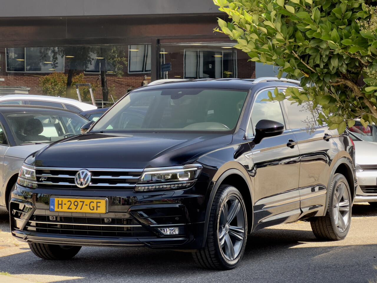 Volkswagen TIGUAN Allspace 2.0 TSI ACTIE! BETAAL NU 50% 16450 DE REST IN 2JR RENTEVRIJ FINANCIEREN
