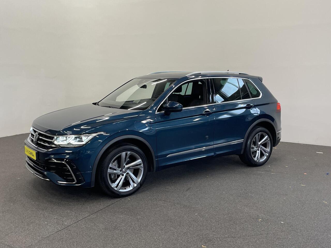 Volkswagen TIGUAN 1.4 TSI eHybrid 245pk DSG R-Line Platinum Panoramadak Trekhaak Navigatie Apple Carplay/Android Auto Camera Parkeersensoren Adaptive Cruise Control Matrix Ledverlichting Stoel- en stuurverwarming Climate Control