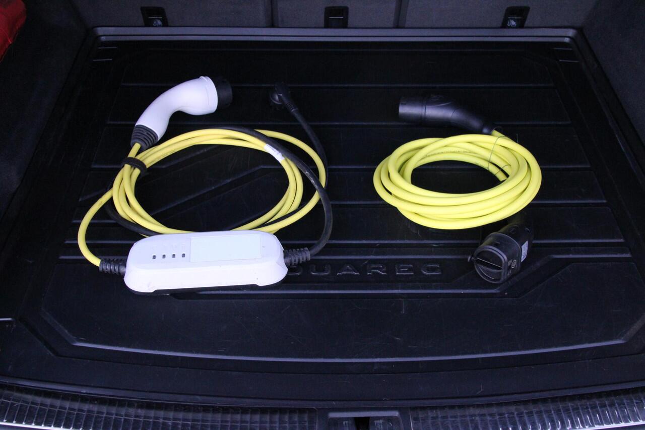 Volkswagen TOUAREG 3.0 TSI eHybrid R